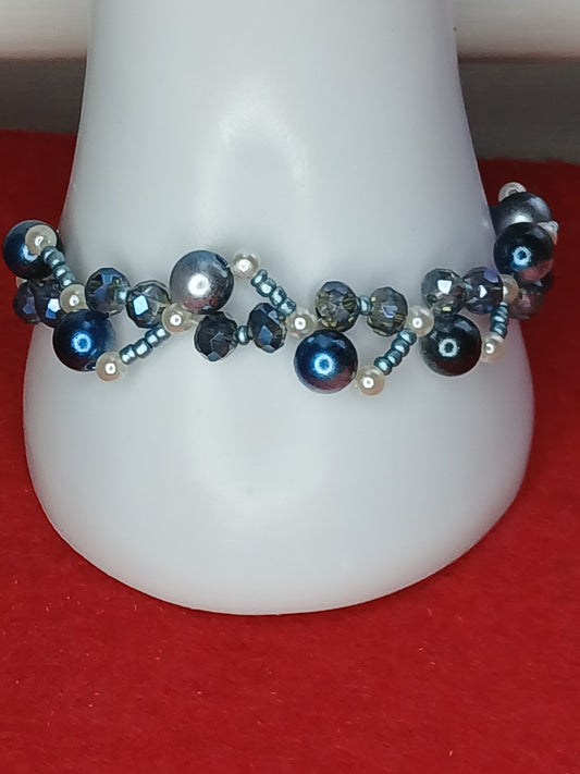 Blue zigzag